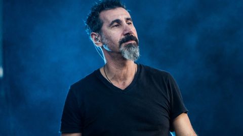 Serj Tankian estrenó lyric video para Your Mom
