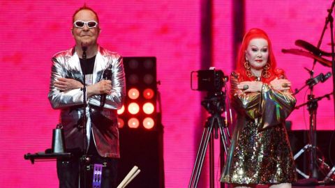 Los B-52's suspendieron un show minutos antes de un tornado