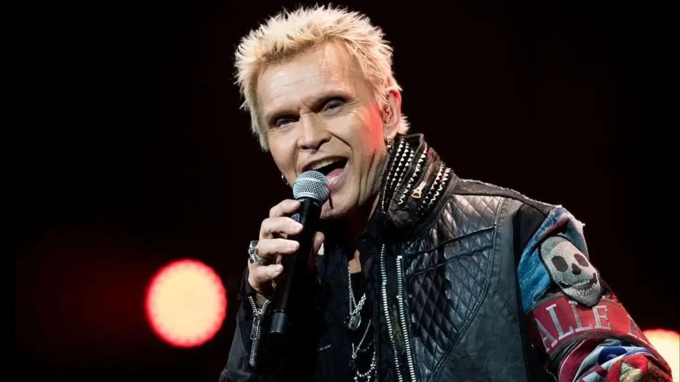 Billy Idol estrenó “Still Dancing”