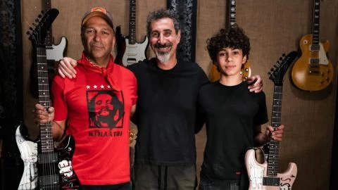 Tom Morello suma a Serj Tankian y a su hijo Roman para un nuevo single