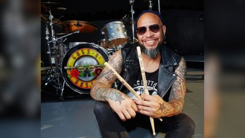 Guns N&#039; Roses anunció la salida de su baterista Frank Ferrer