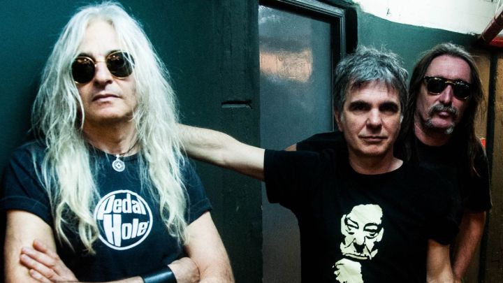 Gran Martell revisita a Vox Dei, Manal y Soda Stereo en Tres tigres en el trigal