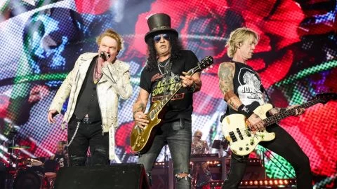 Guns N' Roses toc&oacute; "Bad Apples" despu&eacute;s de 35 a&ntilde;os y una de Black Sabbath