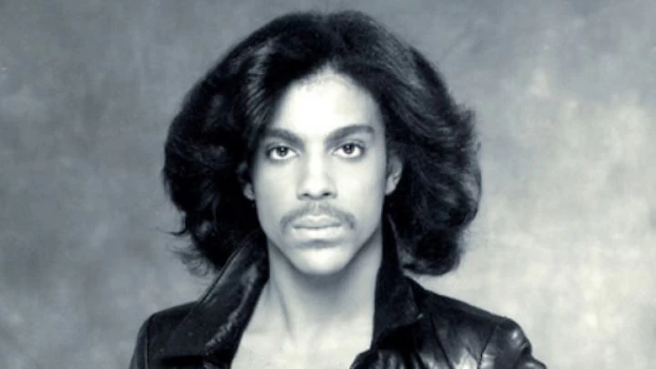 Publican un inédito de Prince