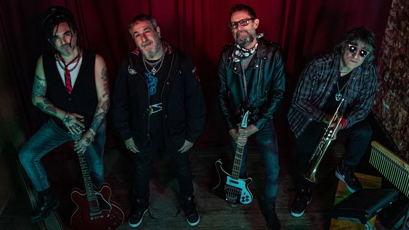 Kapanga le pone broche de oro a sus 25 años