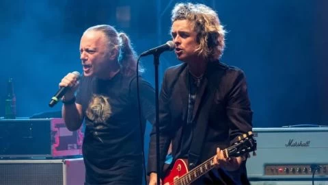 Billie Joe Armstrong + Bruce Dickinson = David Bowie