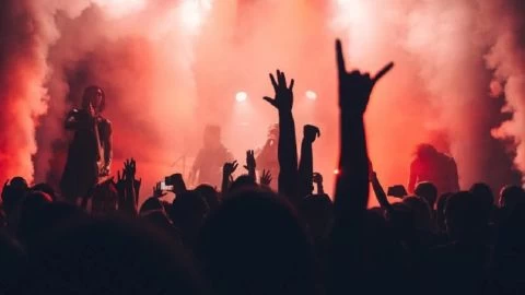 &iquest;Prefer&iacute;s ver a tu banda favorita o tener sexo?