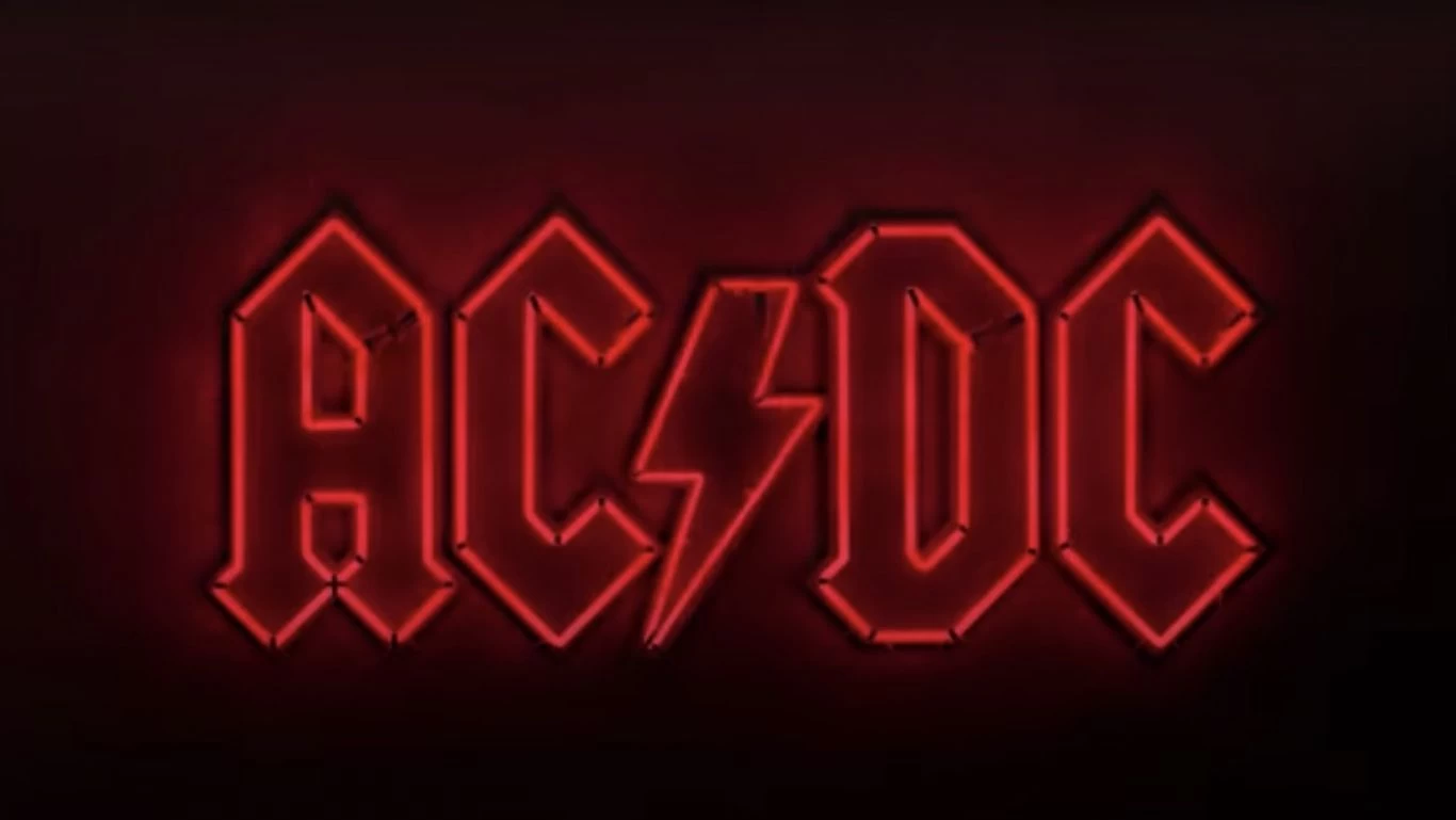 Tu nombre al estilo AC/DC - FM Rock & Pop 95.9