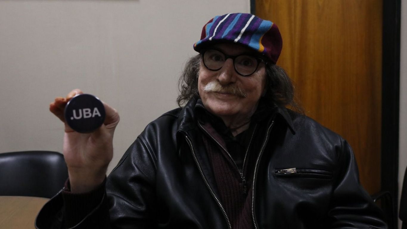 Charly García recibió el título de Doctor Honoris Causa de la UBA
