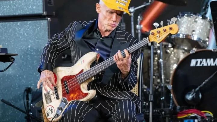 Red Hot Chili Peppers prepara un nuevo disco y Flea advierte: "Es realmente diferente"