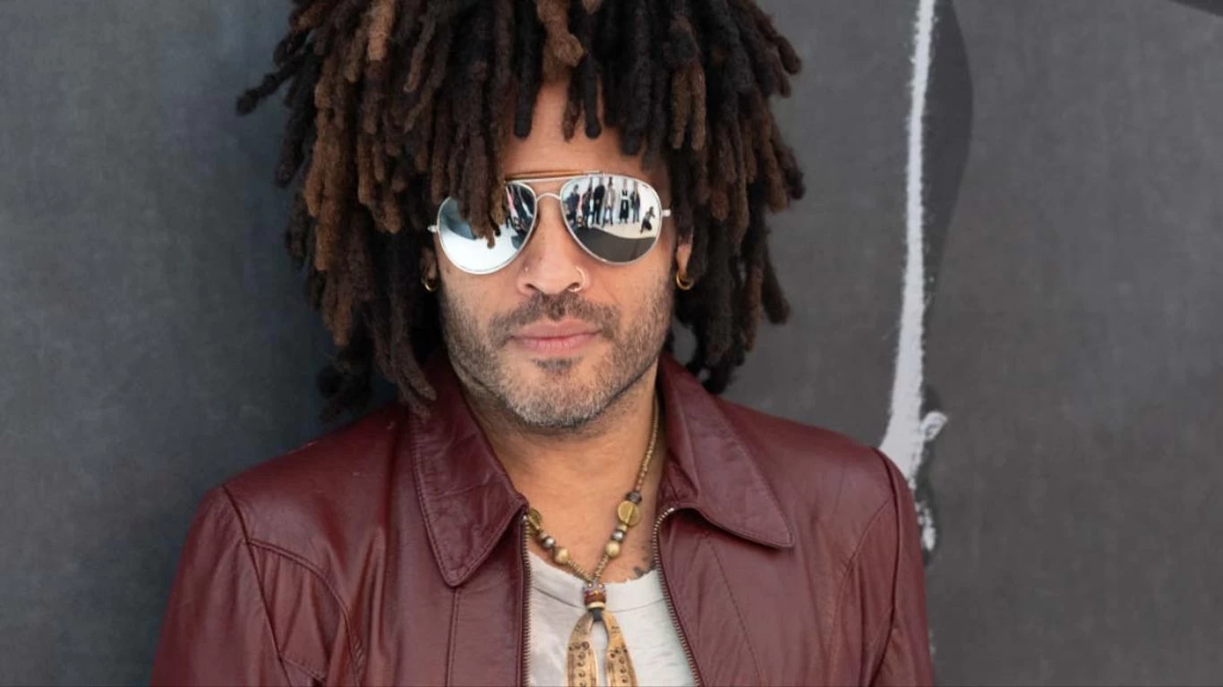 Una fan le arrancó las rastas a Lenny Kravitz
