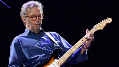 Eric Clapton marca su postura sobre las vacunas contra el covid 19