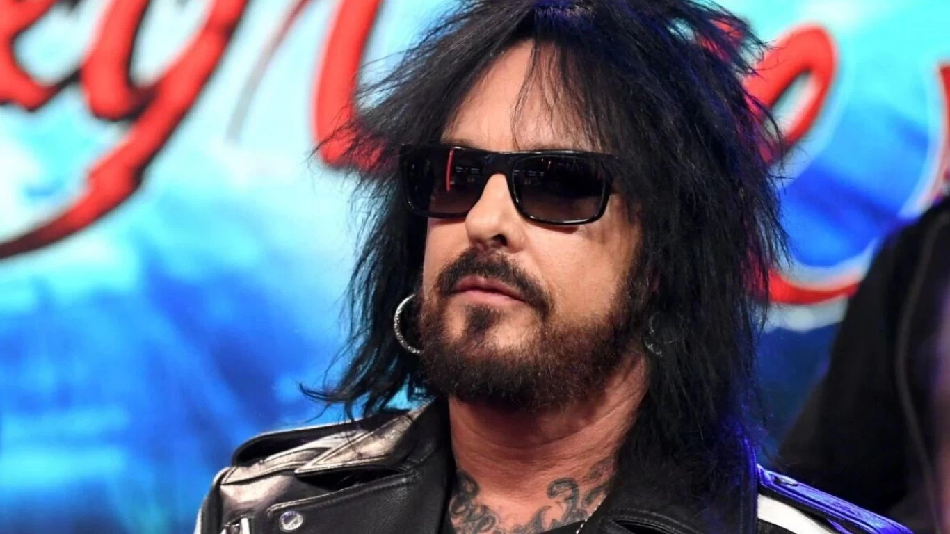 Nikki Sixx (Mötley Crüe): “No me gustan los artistas de 65 años que actúan como si tuvieran 25”