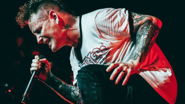 Lo nuevo de Corey Taylor “Talk Sick”