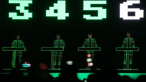 La era atómica: Kraftwerk hipnotizó Buenos Aires