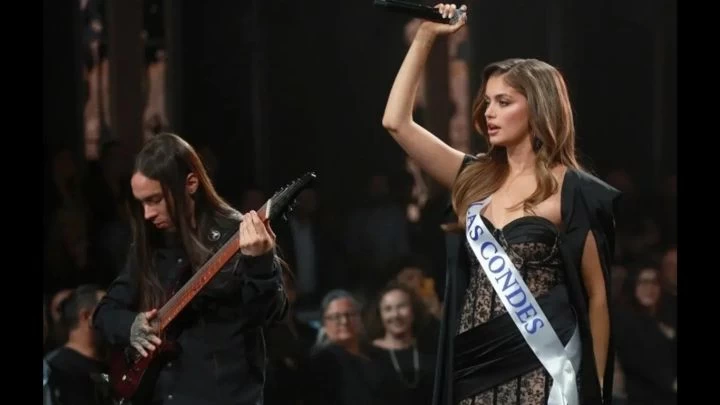 La Miss Mundo chilena que también es cantante de death metal