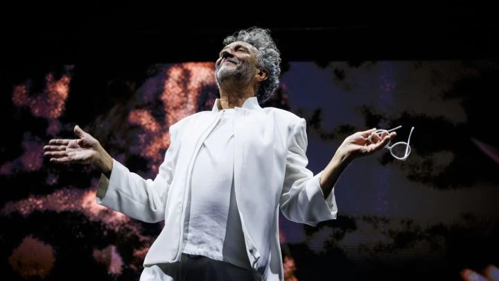 Fito Páez presentó “Sale el Sol Tour” en Buenos Aires entre la emoción y los clásicos