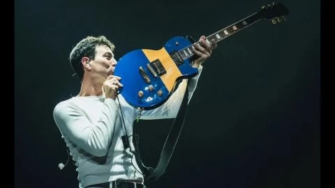 La nueva Gibson Les Paul bostera de Mateo Sujatovich