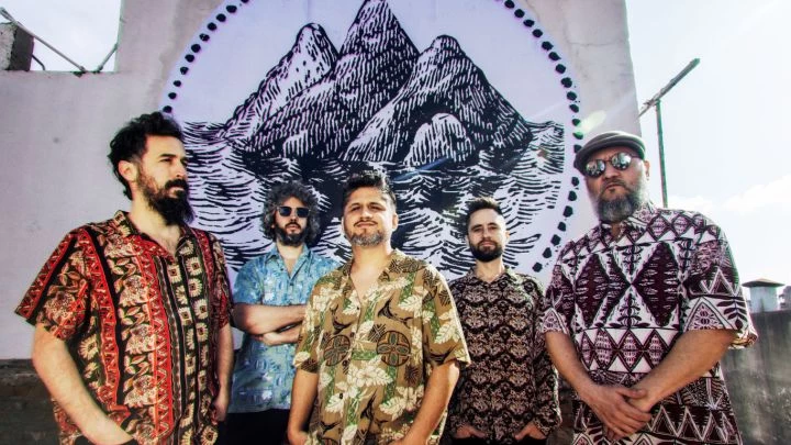 Escuchá lo nuevo de Los Espíritus