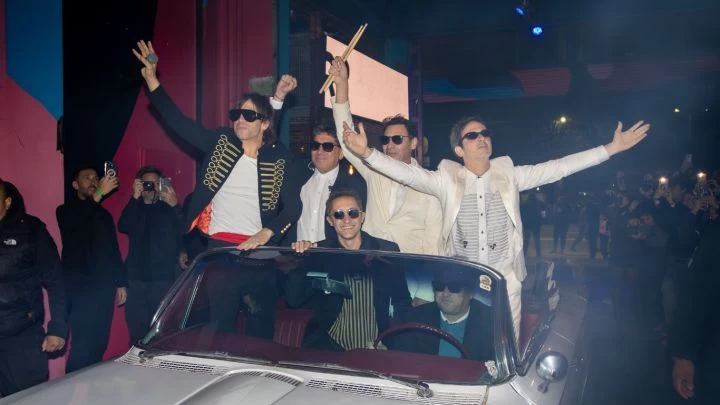 Turf celebr&oacute; sus 30 a&ntilde;os como mejor sabe: entre hits y delirios