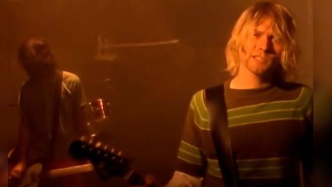 La guitarra de Kurt Cobain en el video de "Smells Like Teen Spirit" puede ser tuya