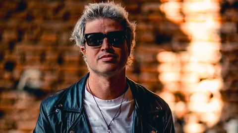 Ale Kurz presenta su nuevo single: “Intocable”