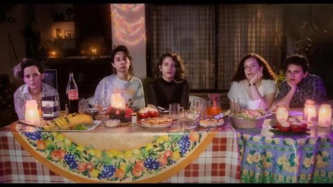 Colaboración de Niña Lobo con Santiago Motorizado