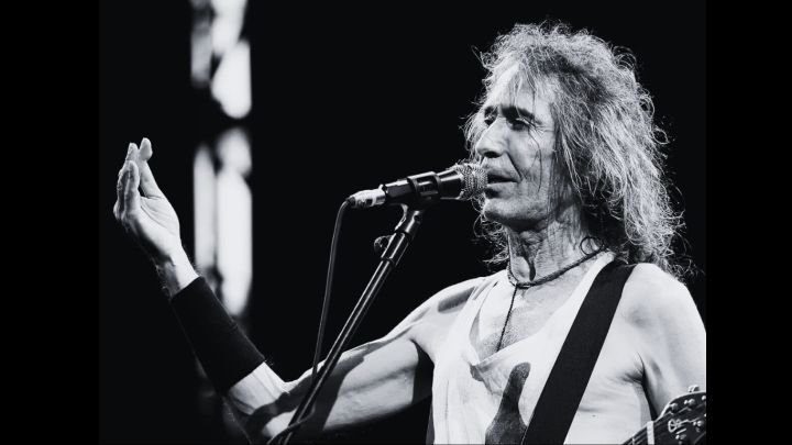 Murió Robe Iniesta, fundador de Extremoduro