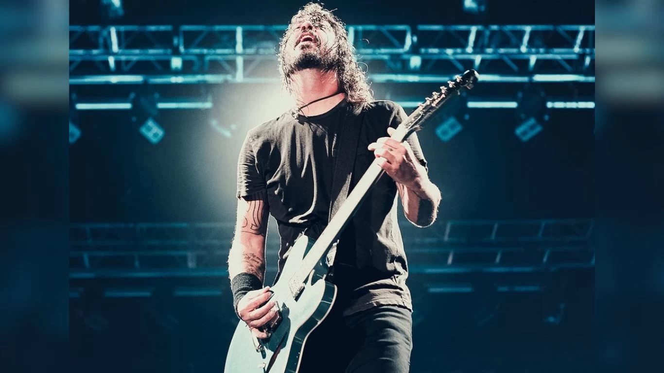 Foo Fighters volvió con un clásico del hardcore punk