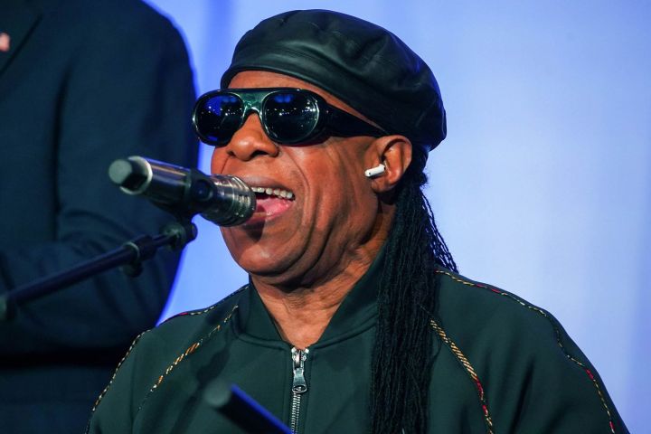 Stevie Wonder respondió a la teoría conspirativa sobre su ceguera