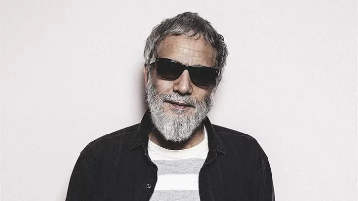 Cat Stevens reversiona Father and Son