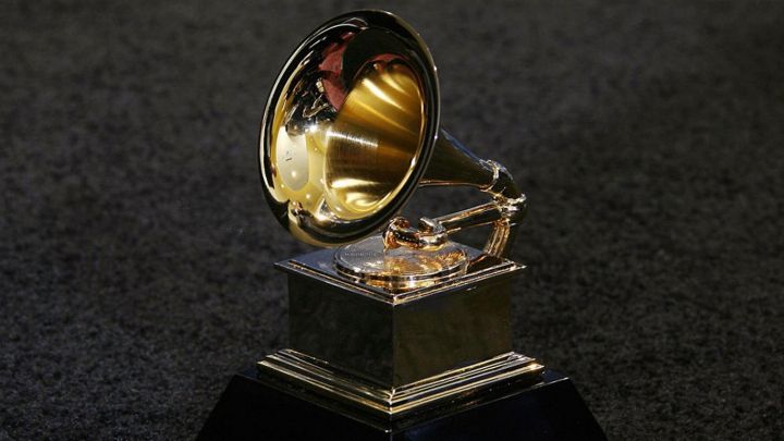 Se posponen los premios Grammy