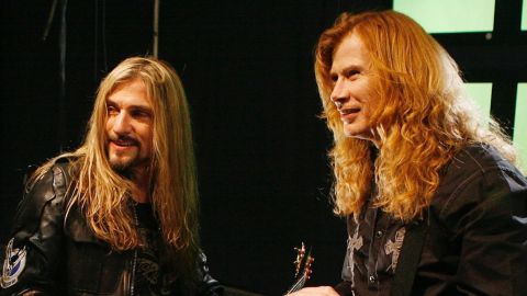 Megadeth sale de gira con su ex bajista James LoMenzo