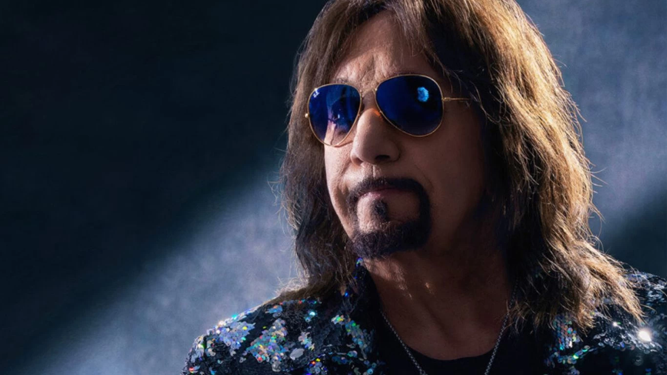 Ace Frehley suspendió su gira por problemas de salud