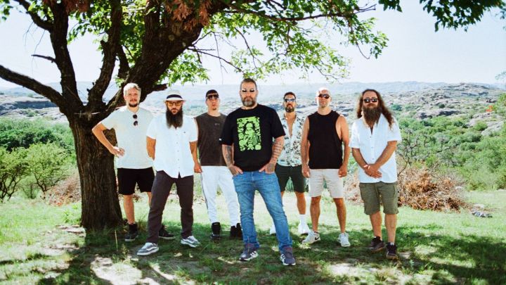 “Una contra otra”, lo nuevo de Las Pastillas del Abuelo