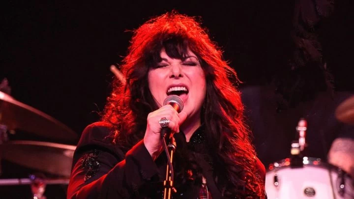 Black Wing, lo nuevo de Ann Wilson