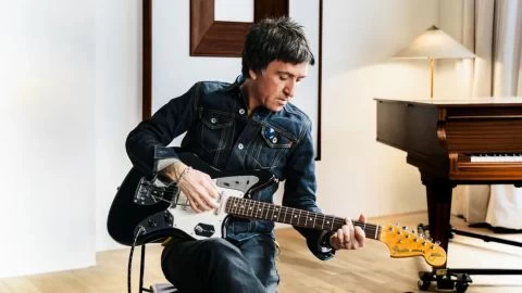 Fender se unió a Johnny Marr para generar un nuevo modelo de la guitarra Jaguar