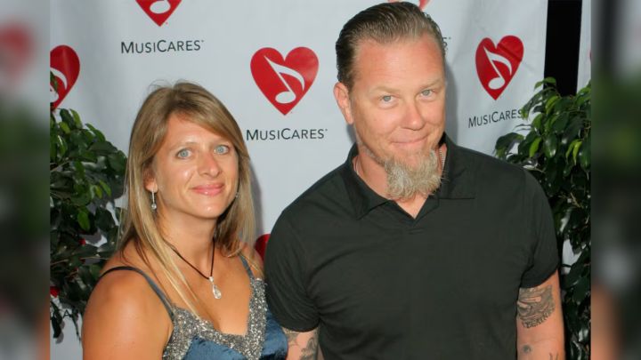 La ex mujer de James Hetfield cuestion&oacute; duramente su compromiso tras el anuncio