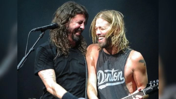 Dave Grohl: &ldquo;En Foo Fighters seguimos teniendo presente a Taylor Hawkins&rdquo;