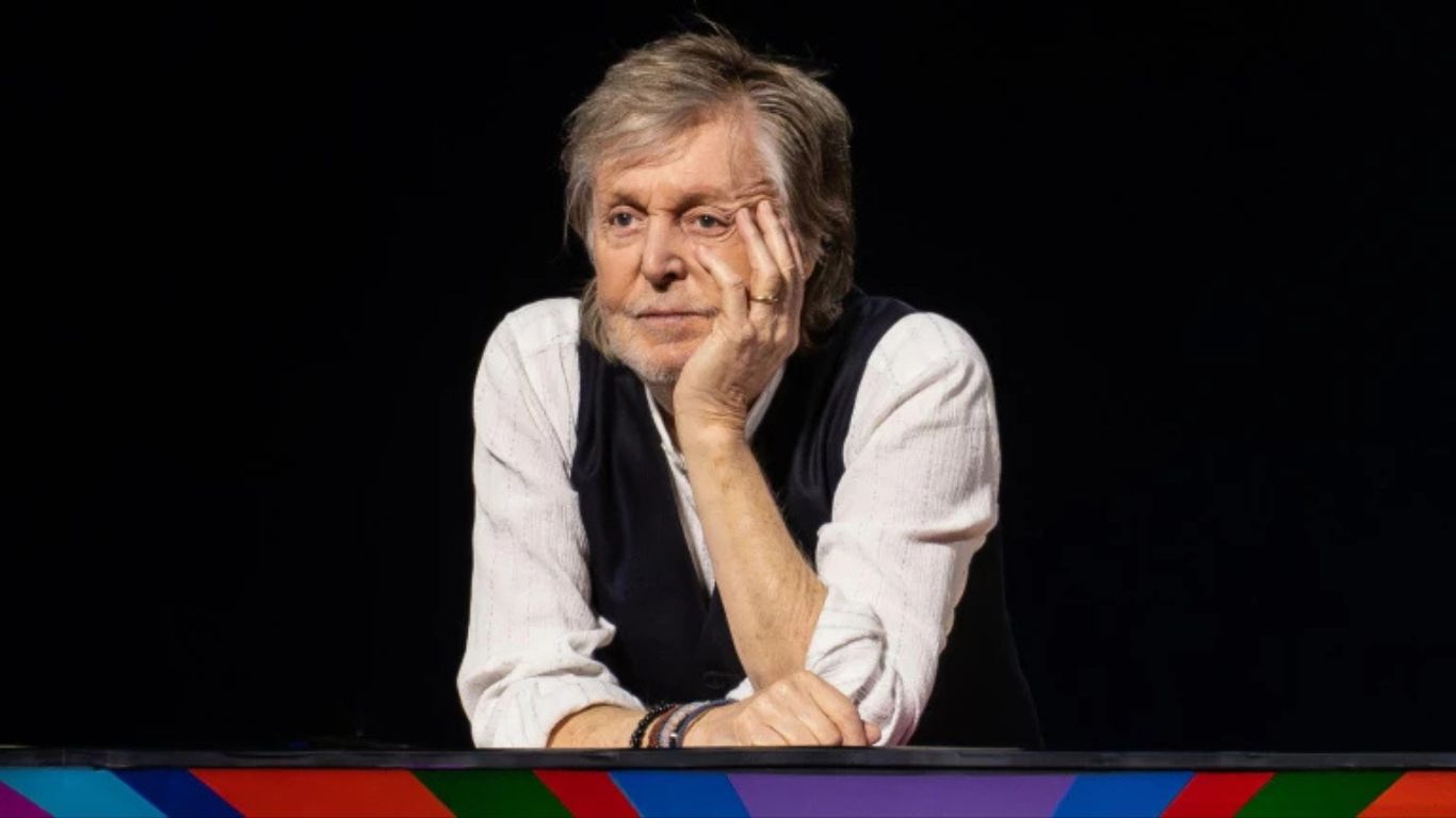 Paul McCartney vuelve a combatir los rumores sobre su muerte