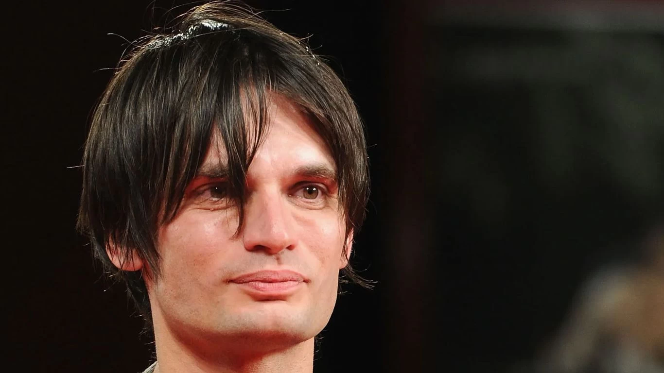 Jonny Greenwood le pone música a Lady Di