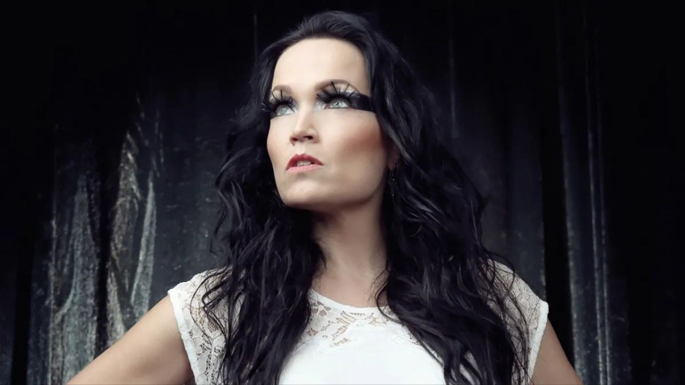 Tarja Turunen quiere conocer personalmente a su reemplazo en Nightwish