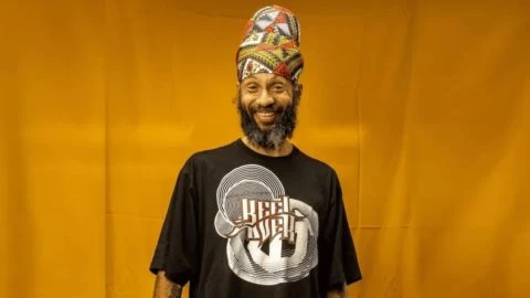 &quot;Raíces muy fuertes&quot;, lo nuevo de Fidel Nadal