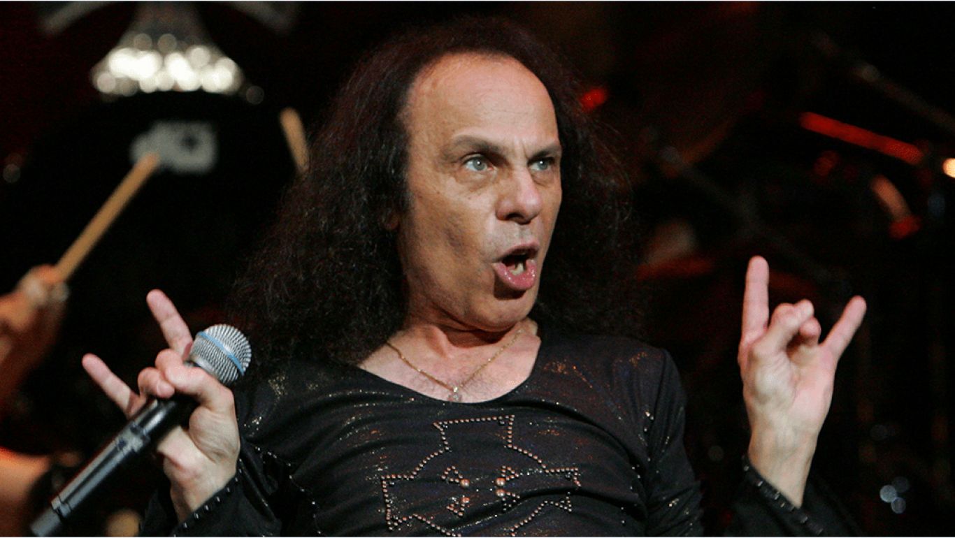 Publicarán las memorias de Ronnie James Dio