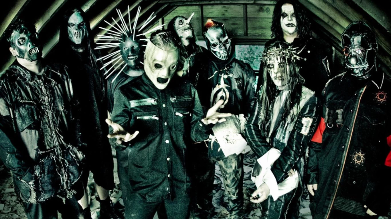 Mirá a Slipknot tocando.. ¡sin sus máscaras!