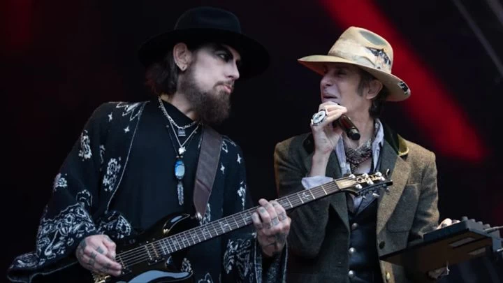 Miembros de Jane´s Addiction demandan a Perry Farrell por agresión