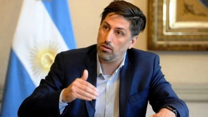 Trotta: “Las clases comienzan con presencialidad”