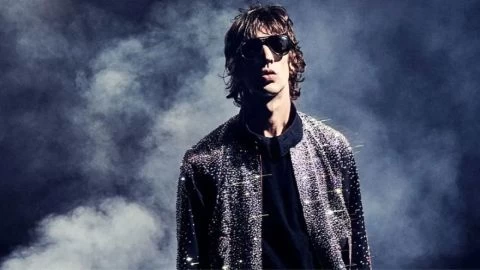 Richard Ashcroft: multado y sin licencia por seis meses