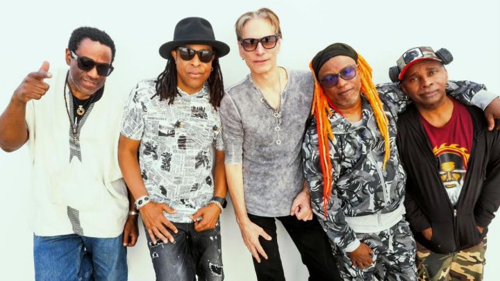 Living Colour lanzó una remake de “Cult of Personality” con un invitado de lujo