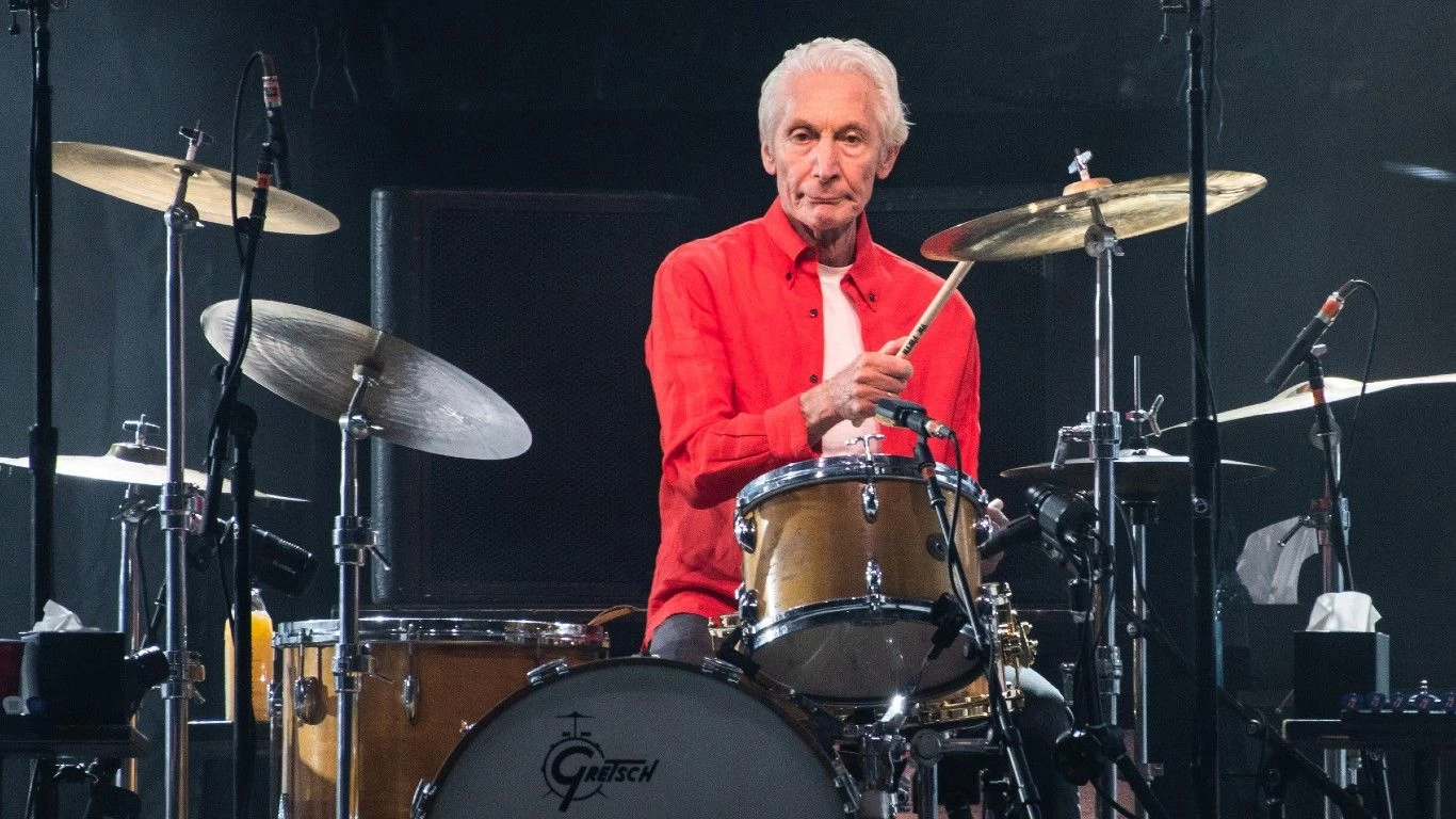 Charlie Watts se baja de la gira de los Stones